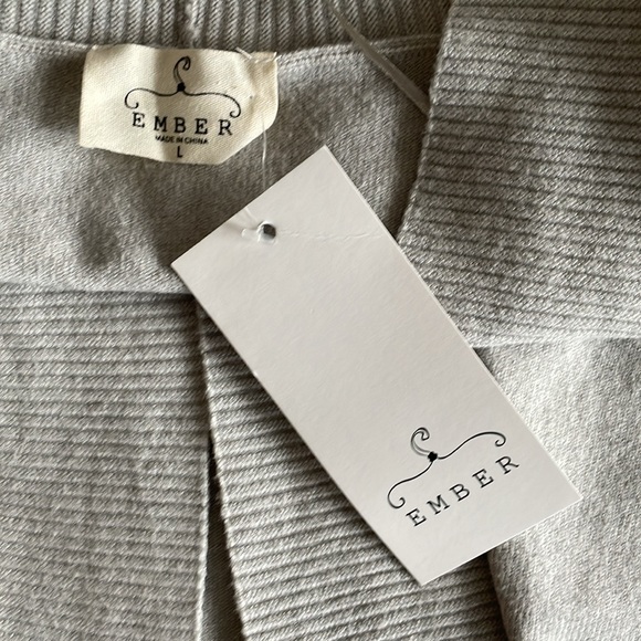 Ember Cardigan Sweater Women Size L Gray Lace Beads Embellished Open Front NWT - Picture 5 of 14